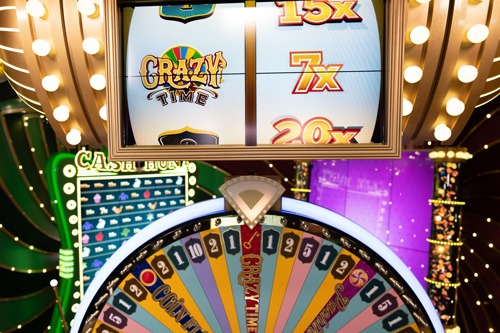 Crazy Time Top Slot reel before a Pachinko bonus spin